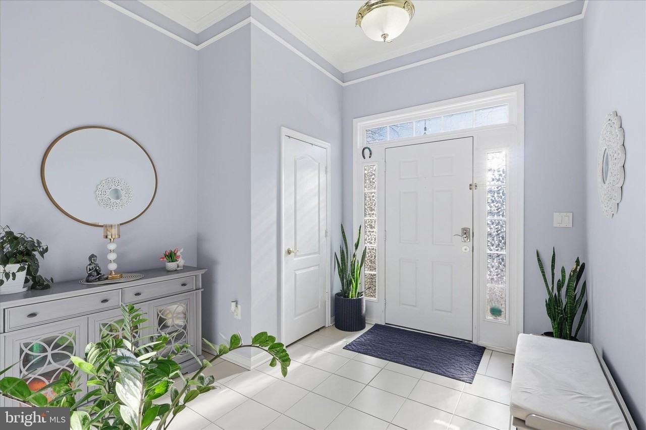 13584 Flying Squirrel Dr - Photo 4 of 29