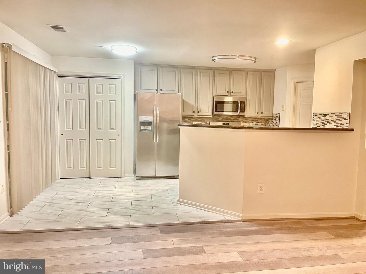 11854 Breton Ct Unit 17b #17B - Photo 5 of 22