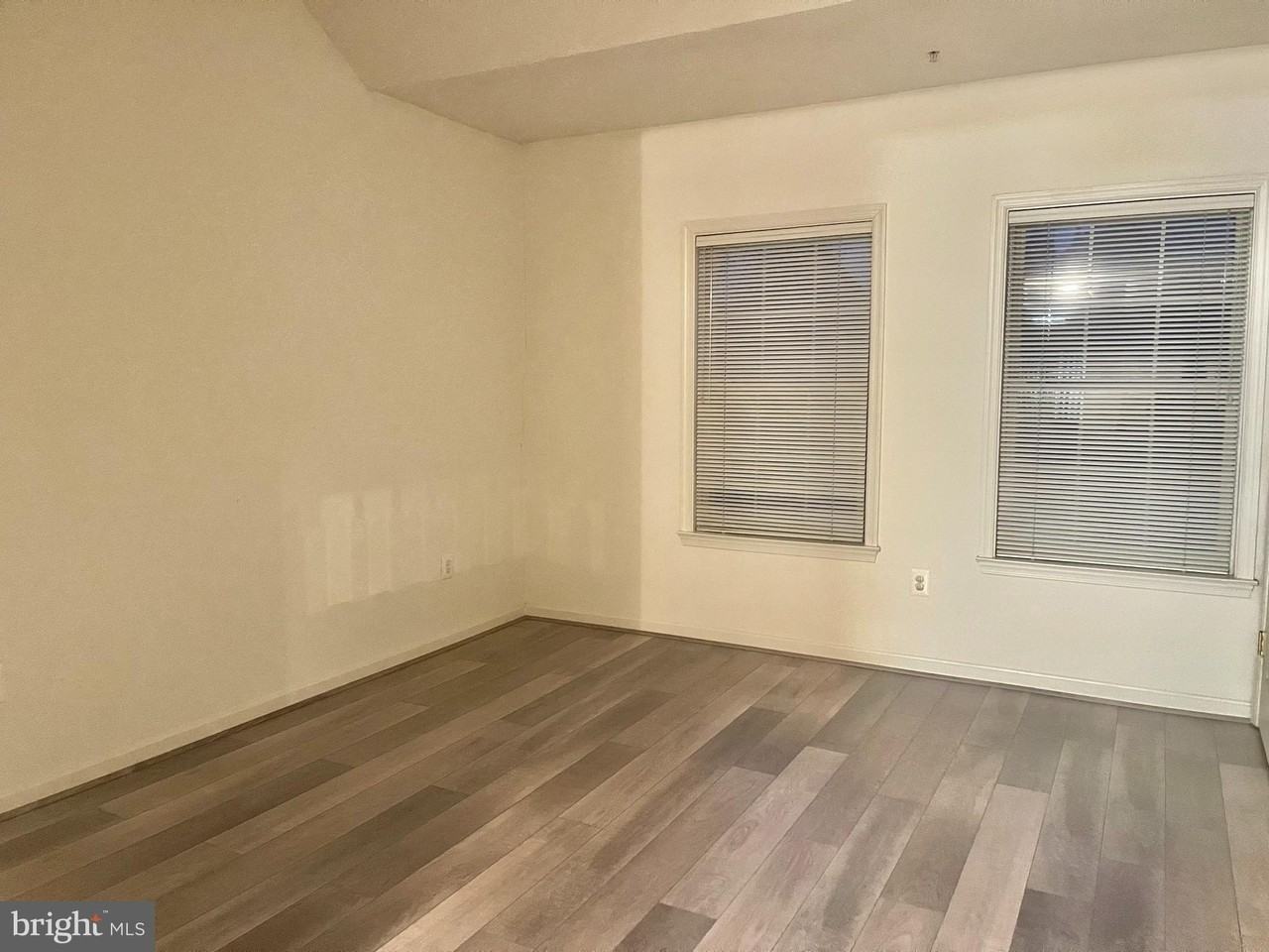 11854 Breton Ct Unit 17b #17B - Photo 6 of 22