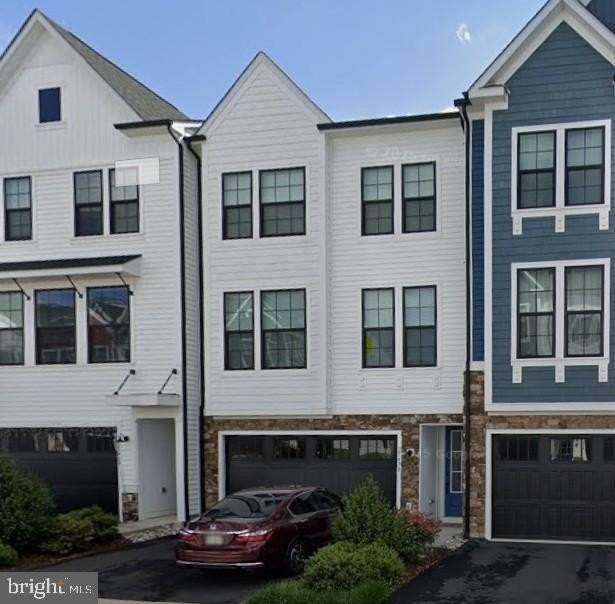 25470 Hartland Orchard Ter