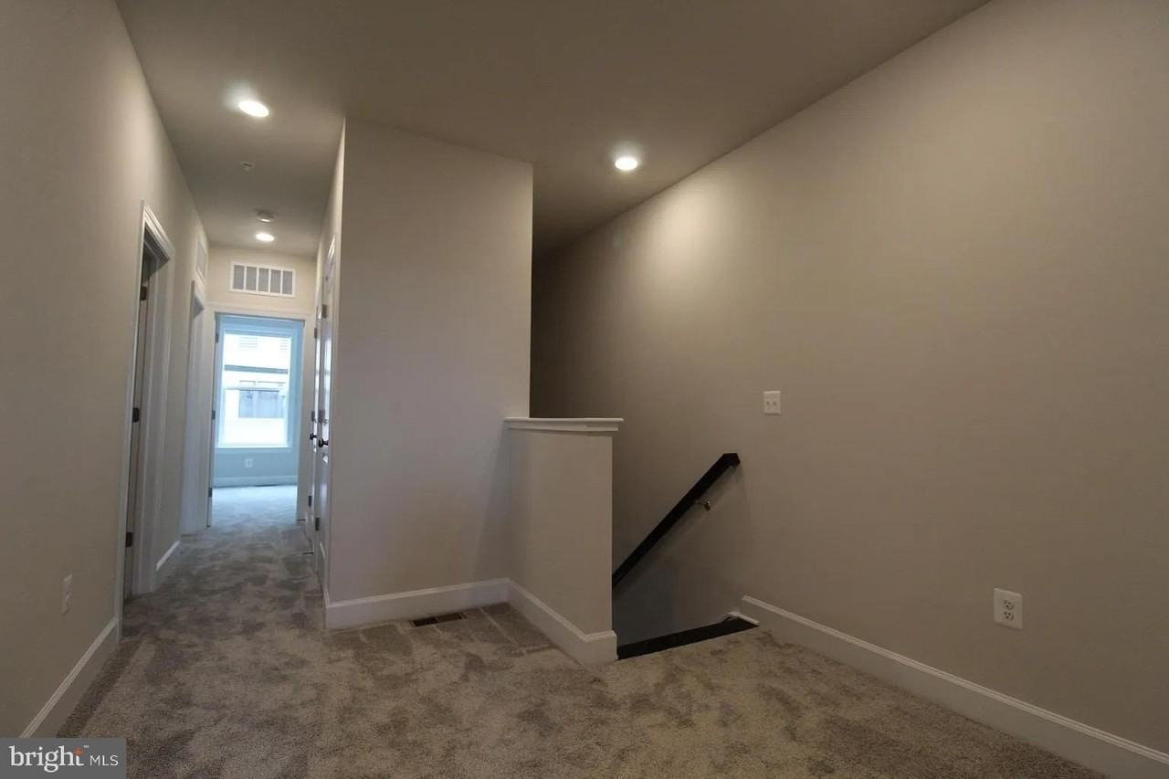 43477 STONEWOOD Terrace - Photo 7 of 12