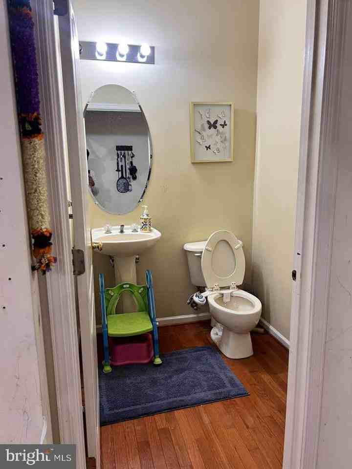 22587 Welborne Manor Sq - Photo 6 of 26