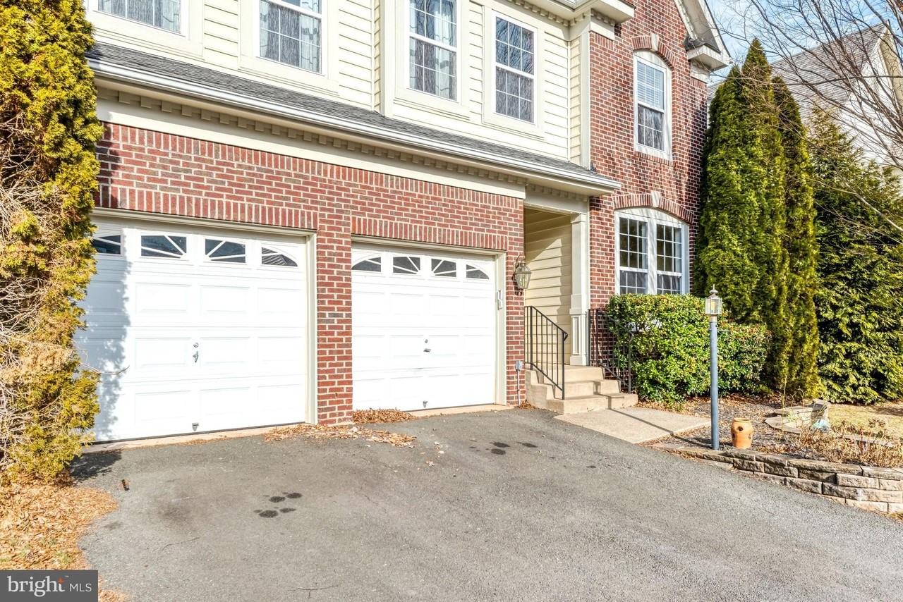 14570 Collingham Pl - Photo 2 of 50