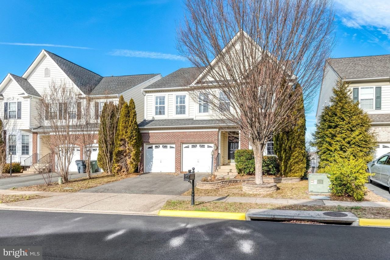 14570 Collingham Pl - Photo 7 of 50