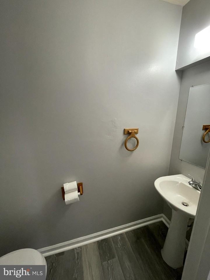 313 Stafford Mews Ln - Photo 7 of 22