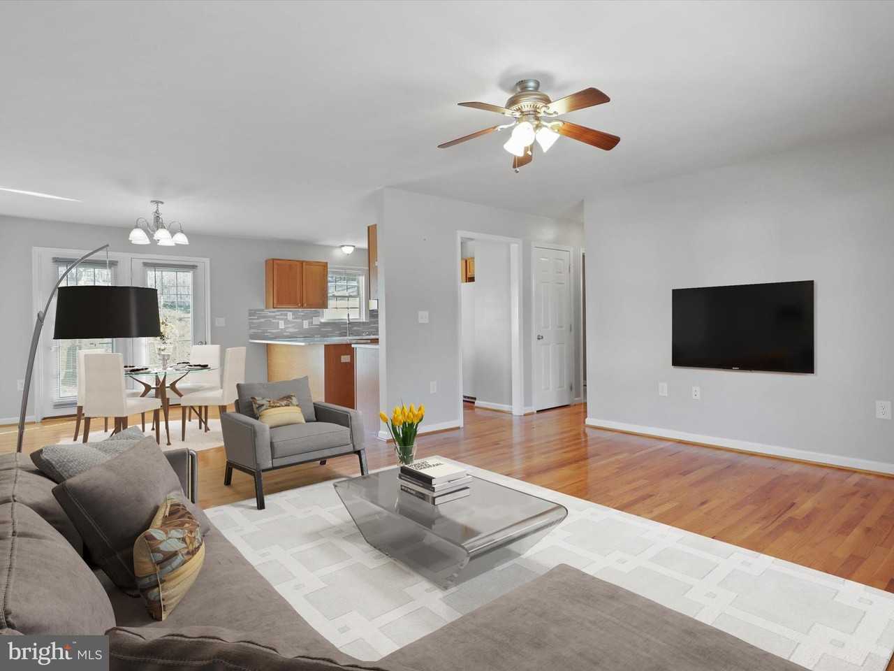 1110 Ashby St - Photo 4 of 31