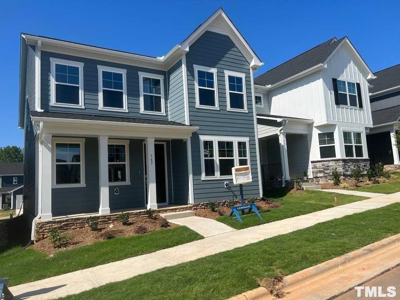 365 Natsam Woods Way - Photo 2 of 32