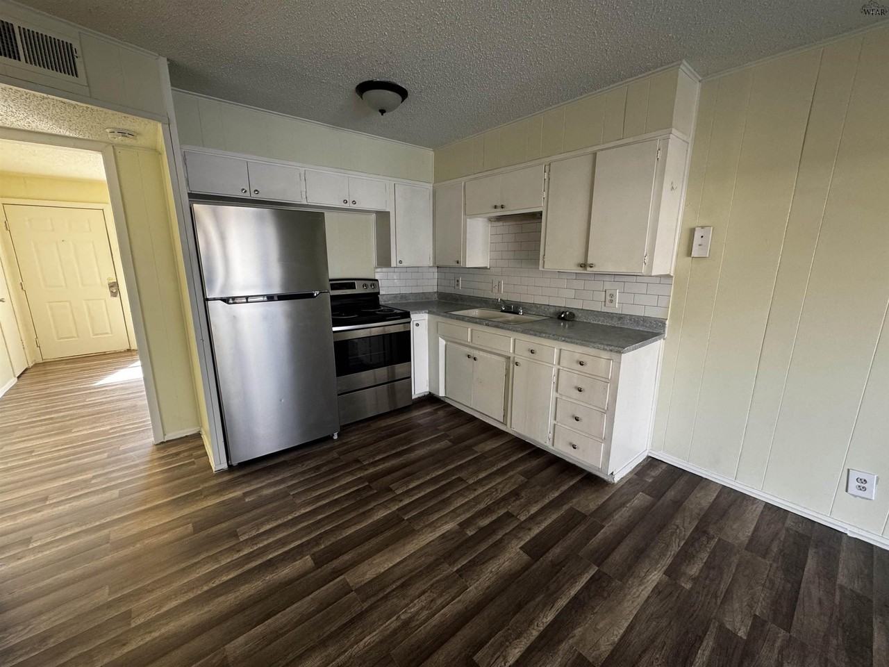 2316 Buchanan St #2 - Photo 3 of 9