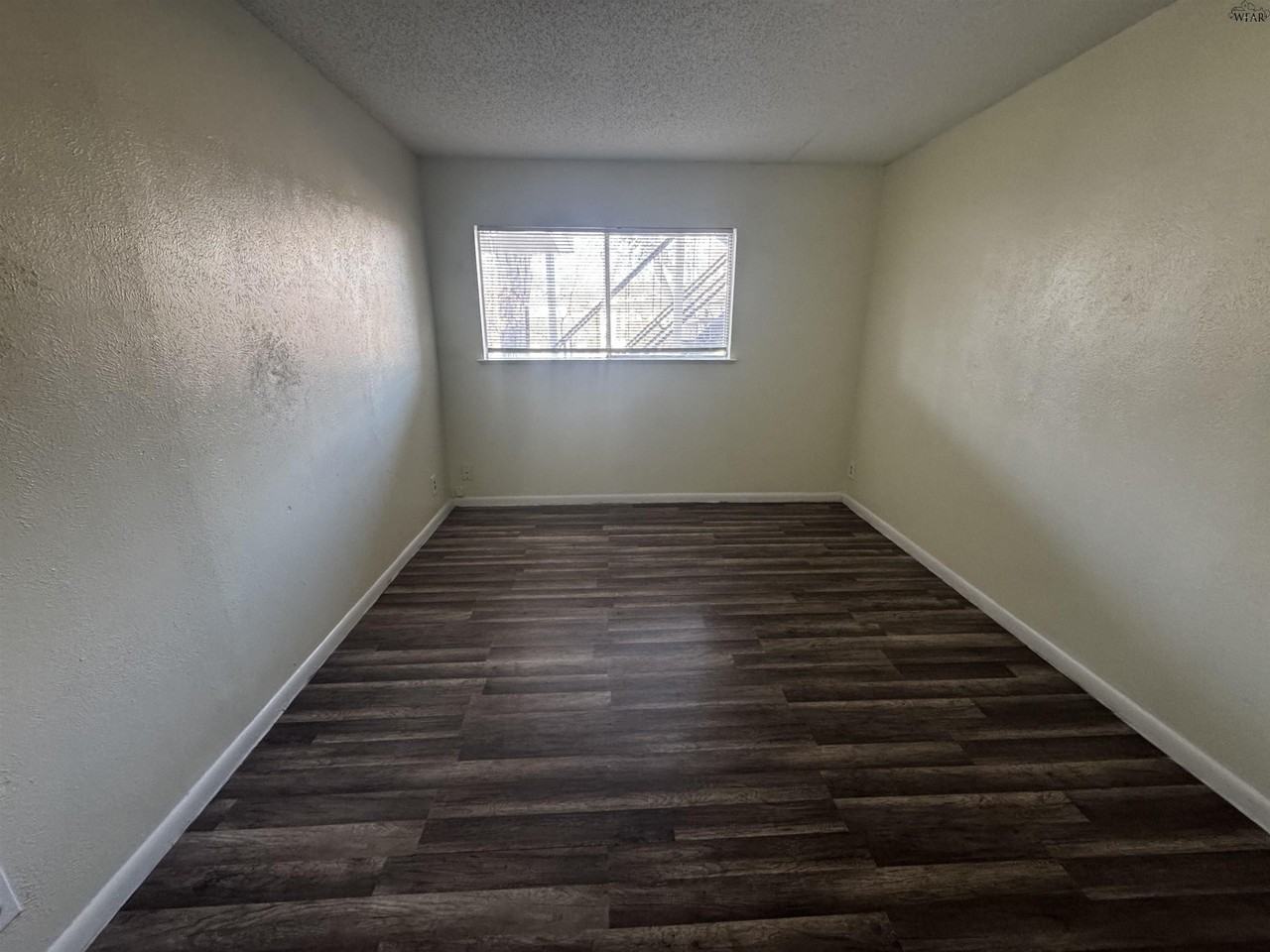 2316 Buchanan St #2 - Photo 5 of 9