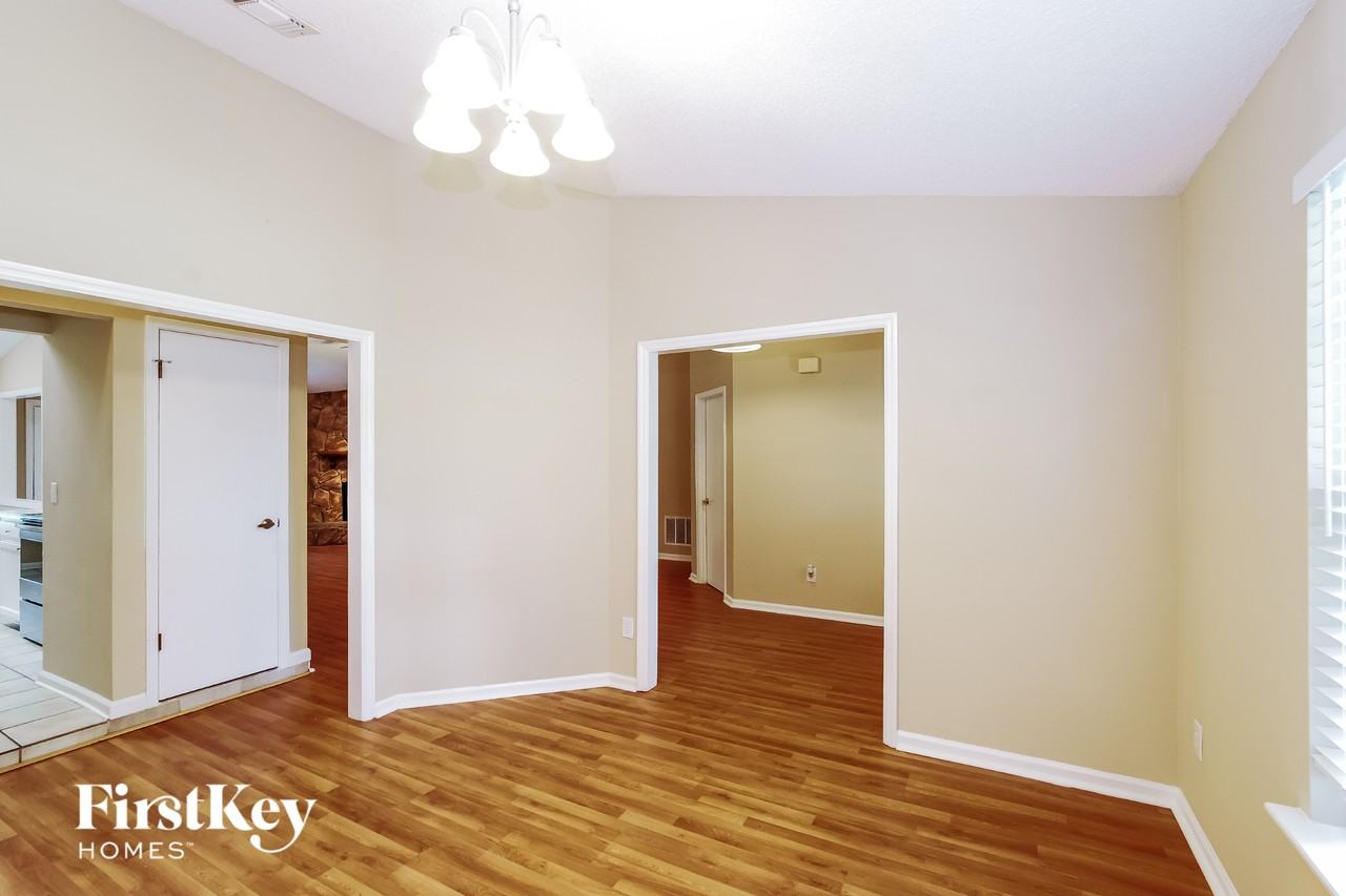 12439 Autumnbrook Trl E - Photo 5 of 15