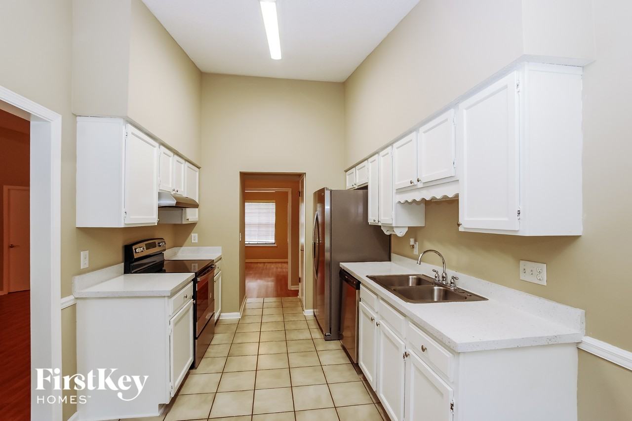 12439 Autumnbrook Trl E - Photo 6 of 15