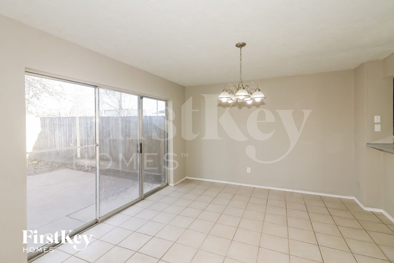 9310 Westacre Pl - Photo 6 of 19