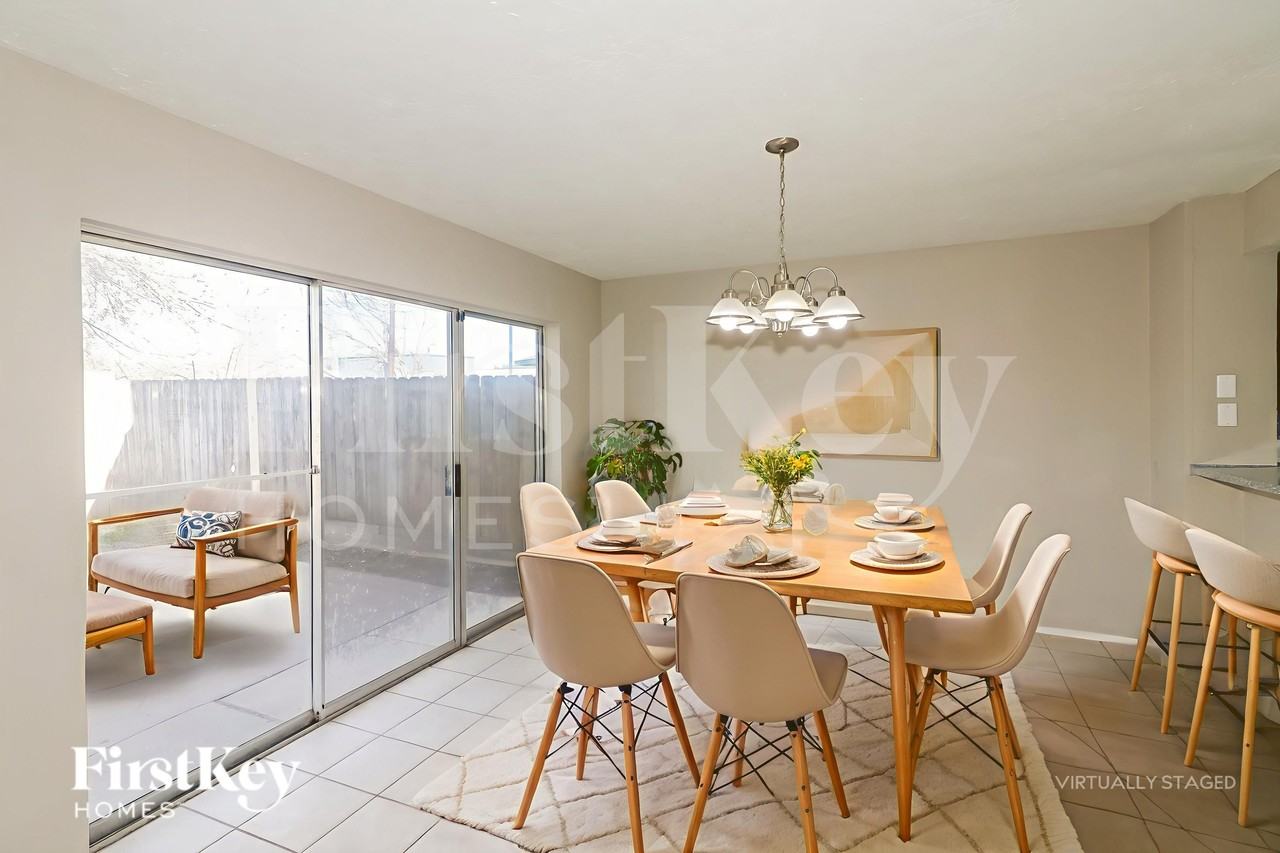 9310 Westacre Pl - Photo 7 of 19