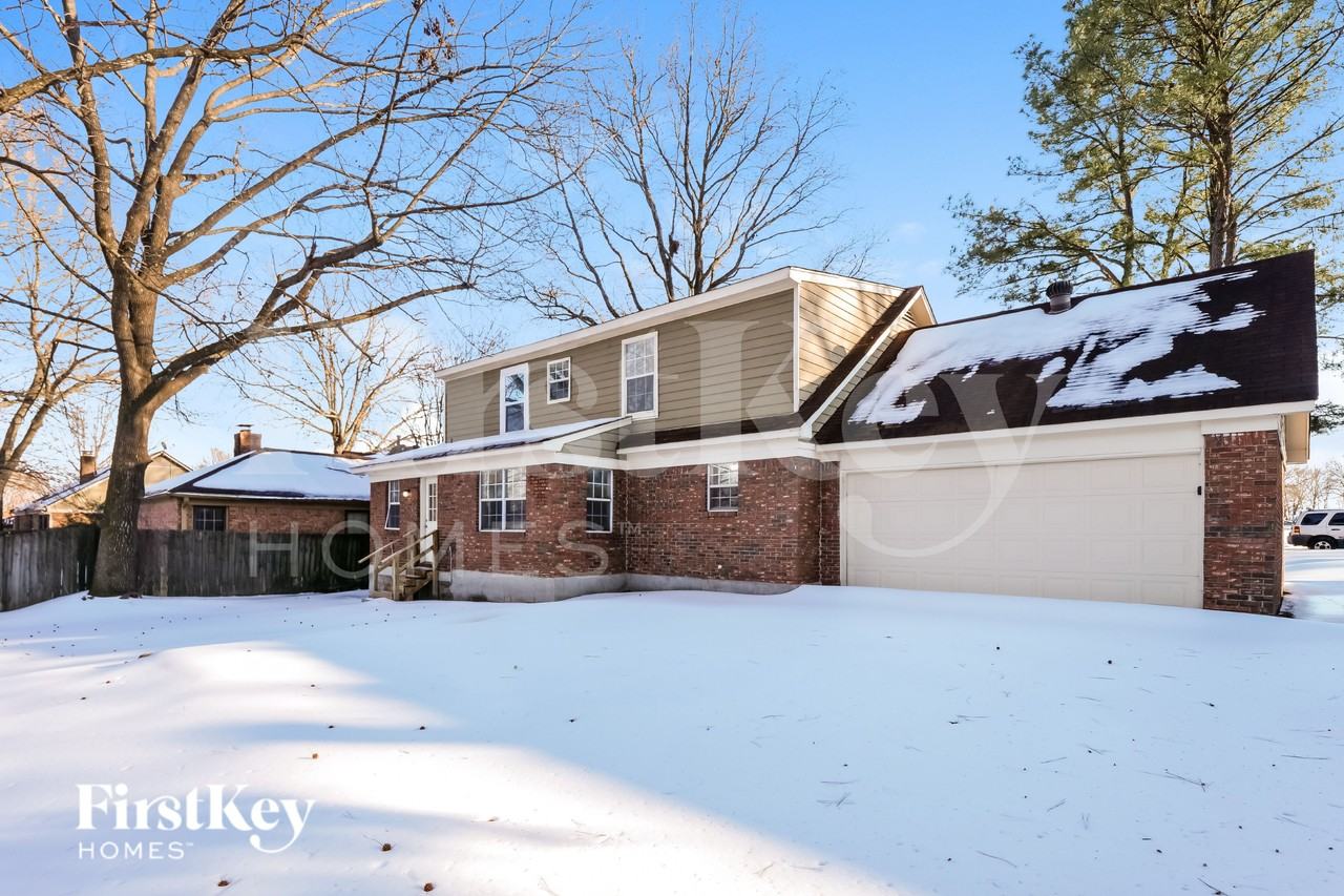 7128 Snyder Rd - Photo 2 of 19