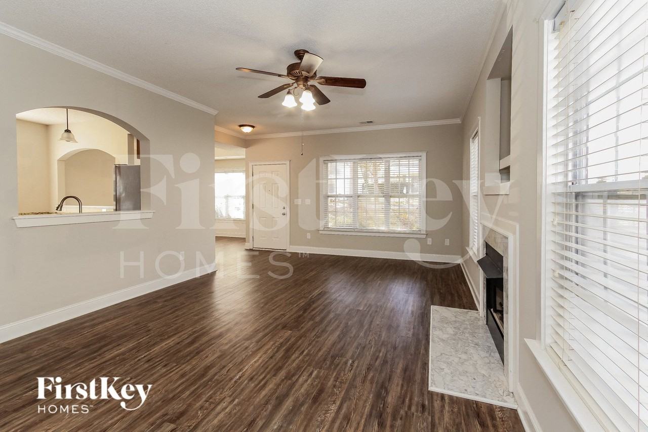 13432 Glencreek Ln - Photo 4 of 15