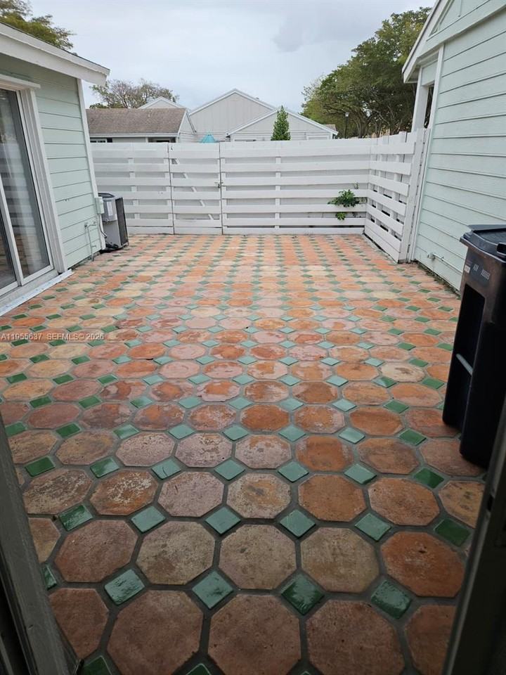 13775 Sw 149th Circle Ln - Photo 2 of 9