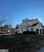 featured image of 43998 Fresia Ln