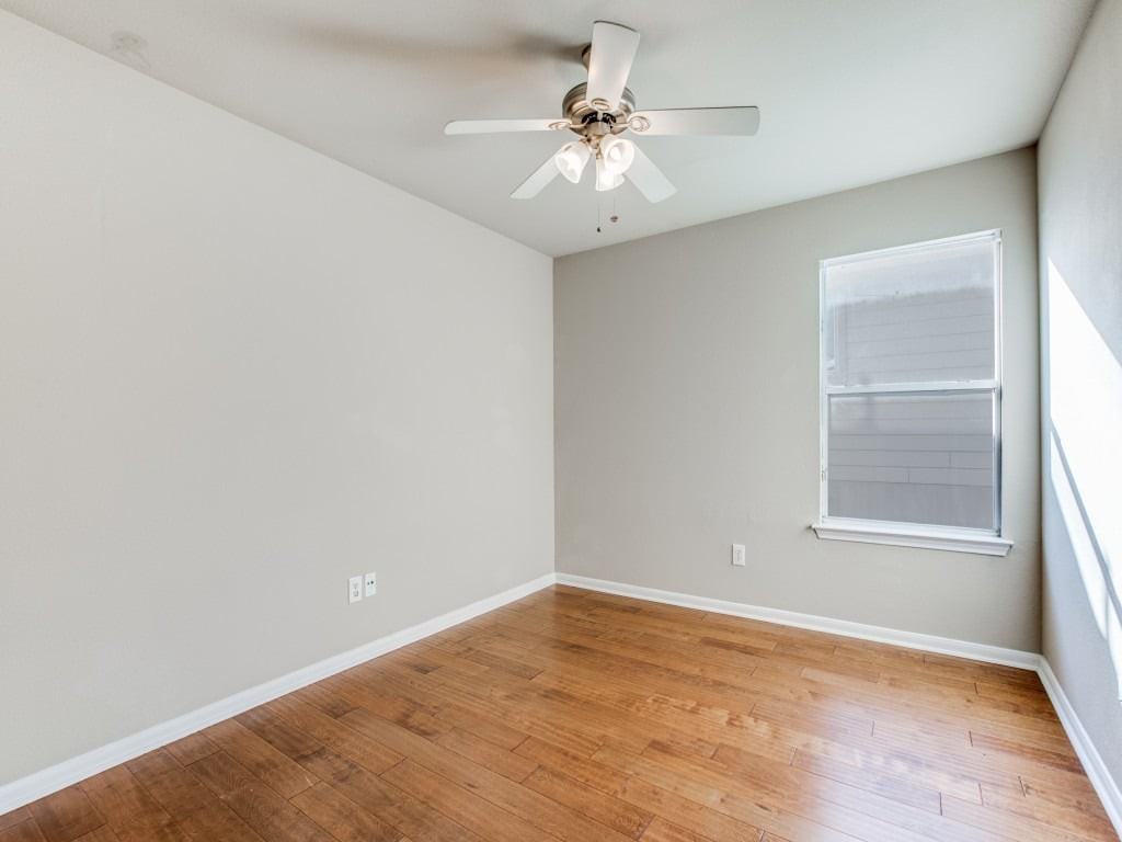 1002 Magnolia Fld - Photo 6 of 16