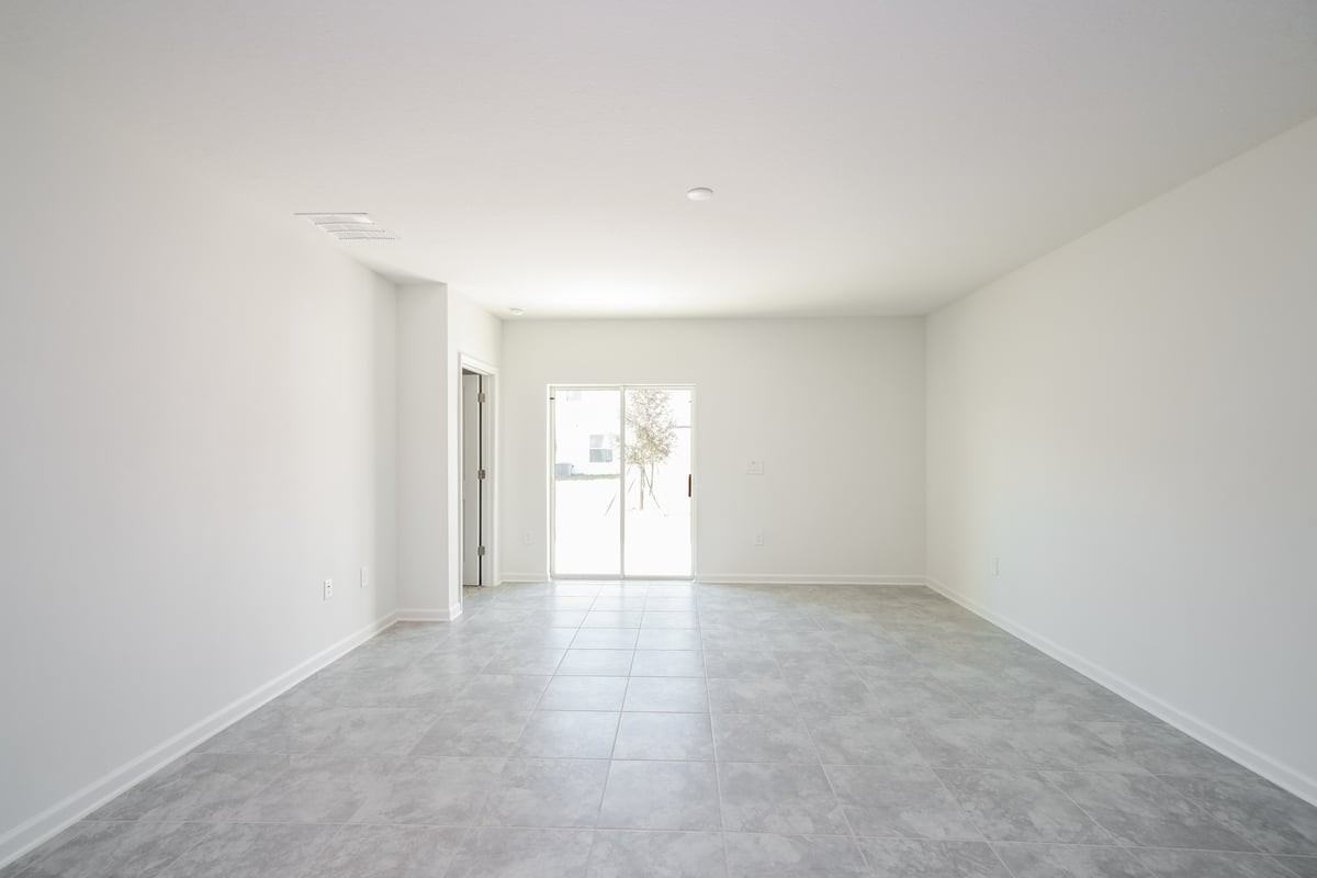 1792 Foreman Rd - Photo 3 of 16