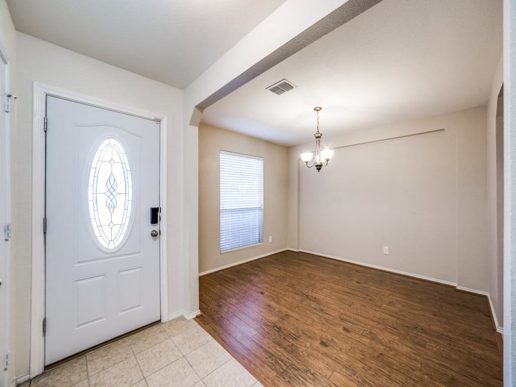 216 Weeping Willow - Photo 5 of 13