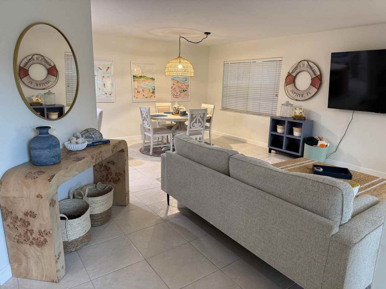 176 Seabreeze Cir - Photo 3 of 5