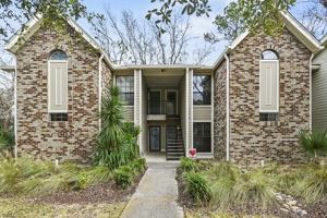 featured image of 1878 Montclair Dr #B