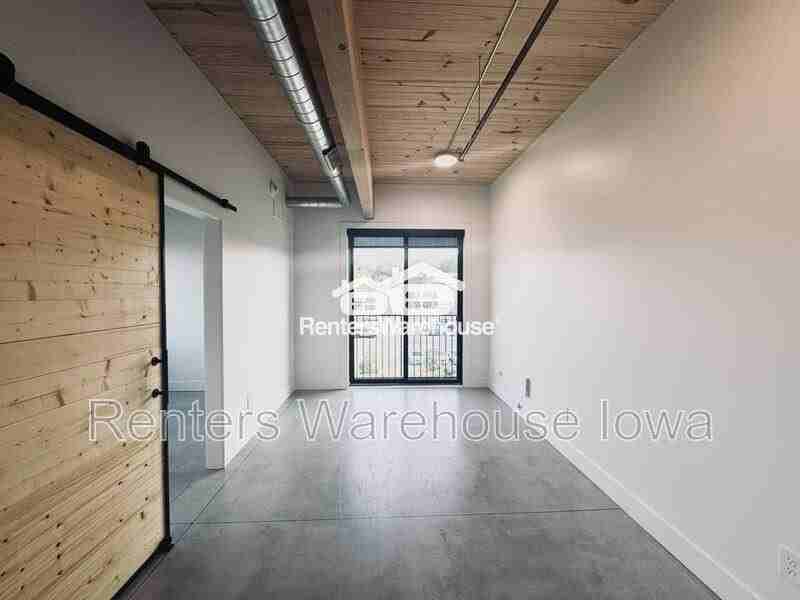 2701 Ingersoll Ave #204 - Photo 5 of 11