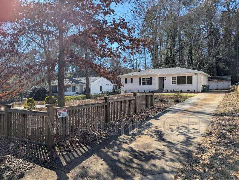 1952 Wellbourne Dr Ne - Photo 3 of 19