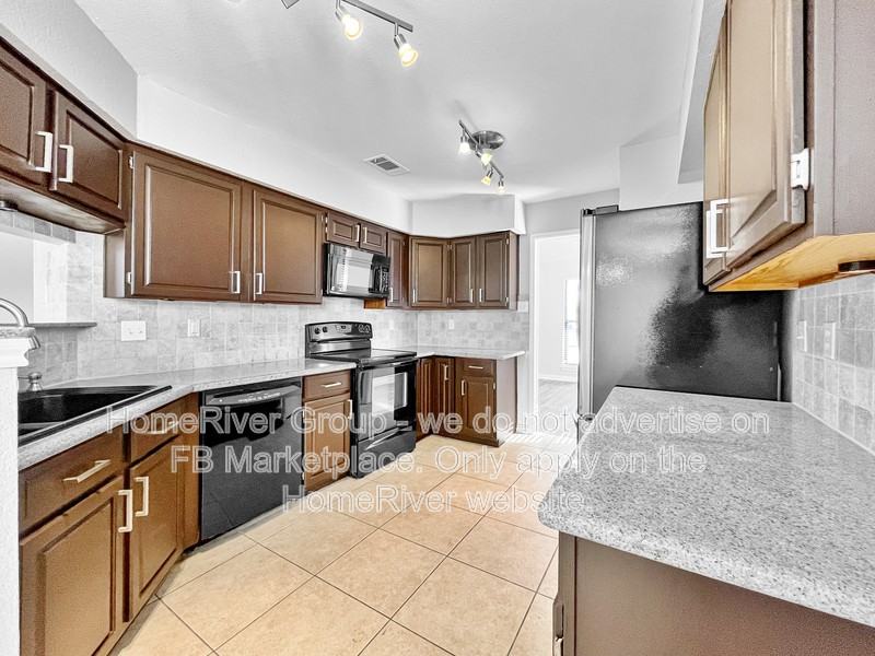 2509 Kimberly Dr - Photo 5 of 21