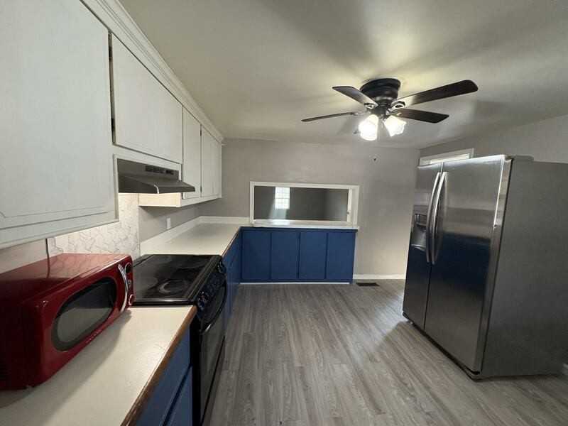 721 Litchfield Ln - Photo 5 of 14