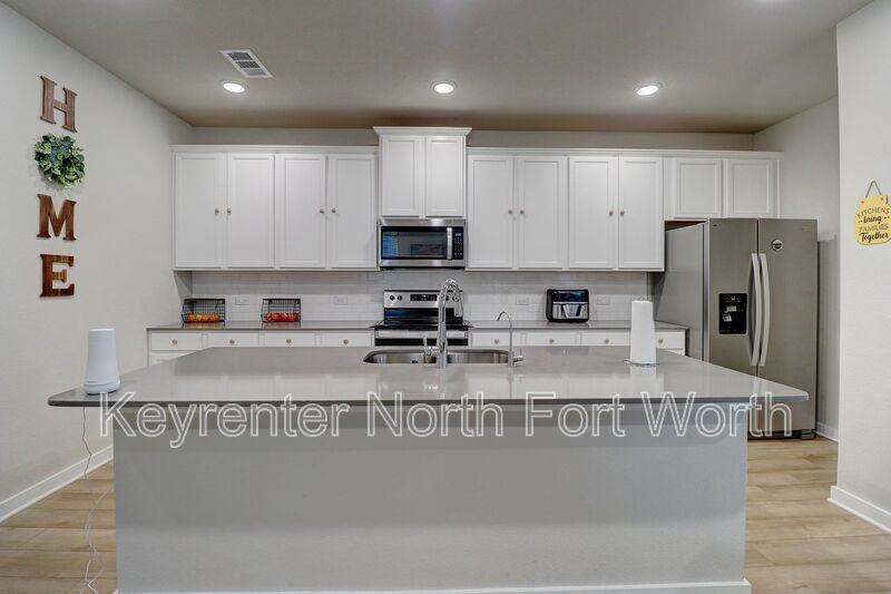 216 Territory Trl - Photo 3 of 14