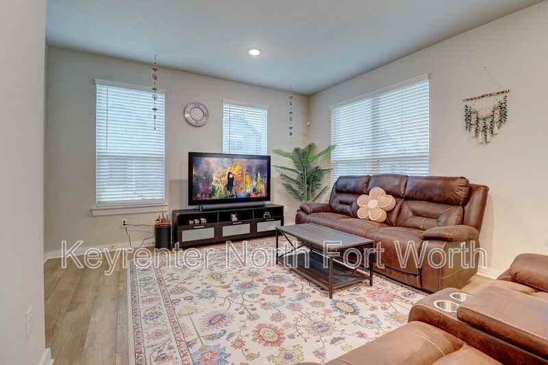 216 Territory Trl - Photo 5 of 14