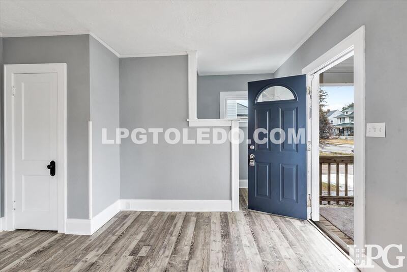 927 Alvison Rd - Photo 3 of 30