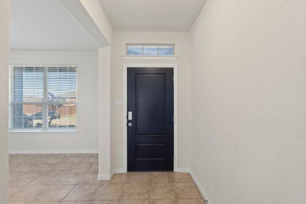 9205 Nickel Creek Dr - Photo 3 of 44