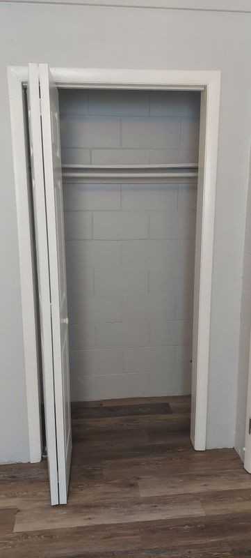 2070 Avocado Ave ##B - Photo 6 of 12