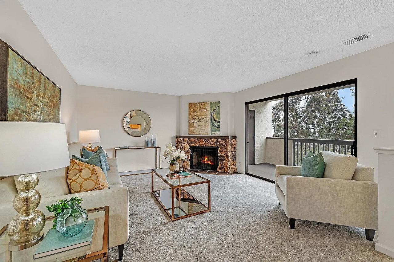 21109 Gary Dr - Photo 3 of 13