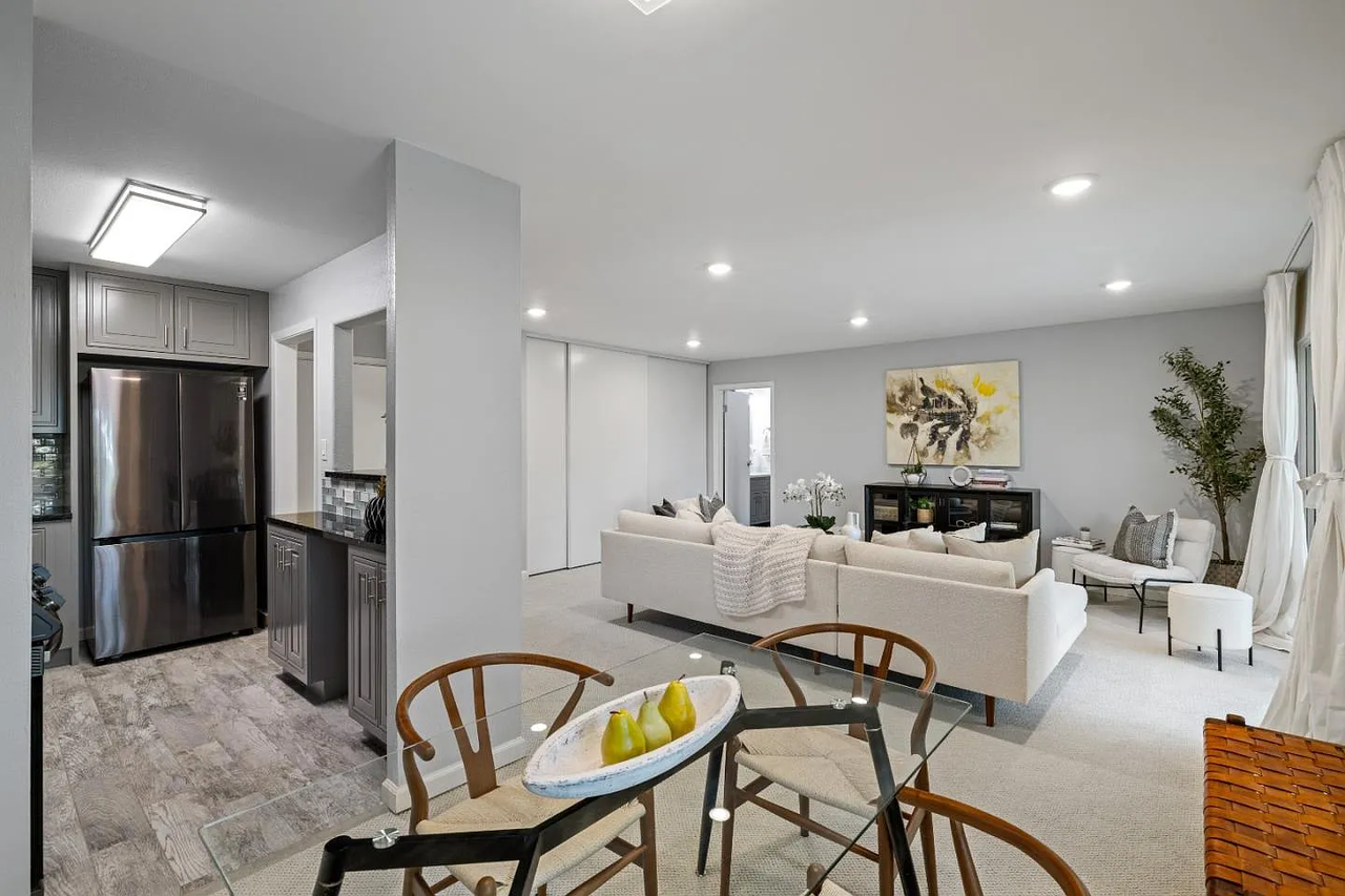 833 N Humboldt St - Photo 5 of 15