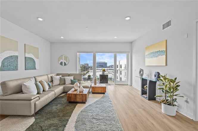 3713 Rivington - Photo 2 of 18