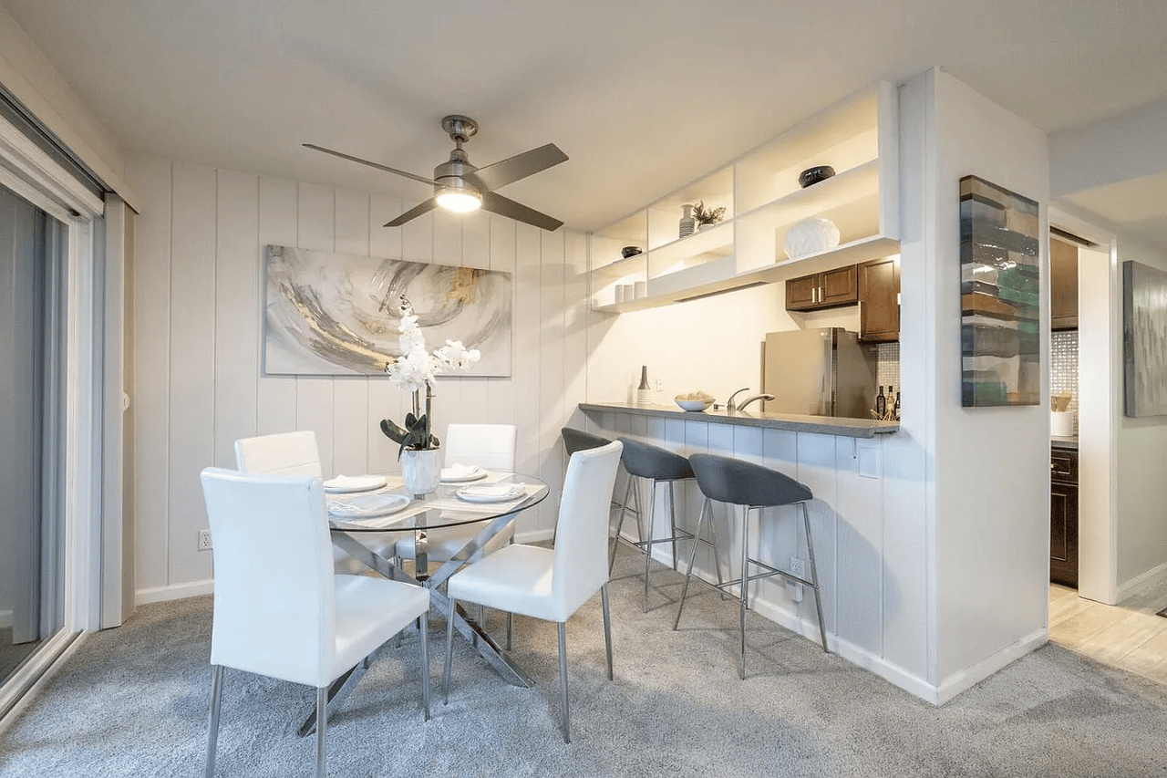 3335 La Mesa Dr - Photo 4 of 21