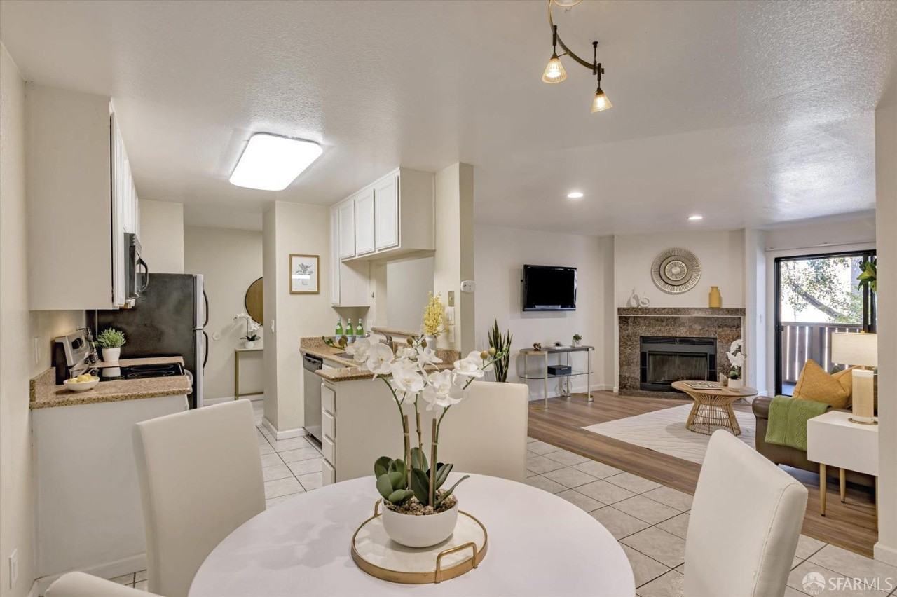 48 Tinkers Blf - Photo 3 of 9