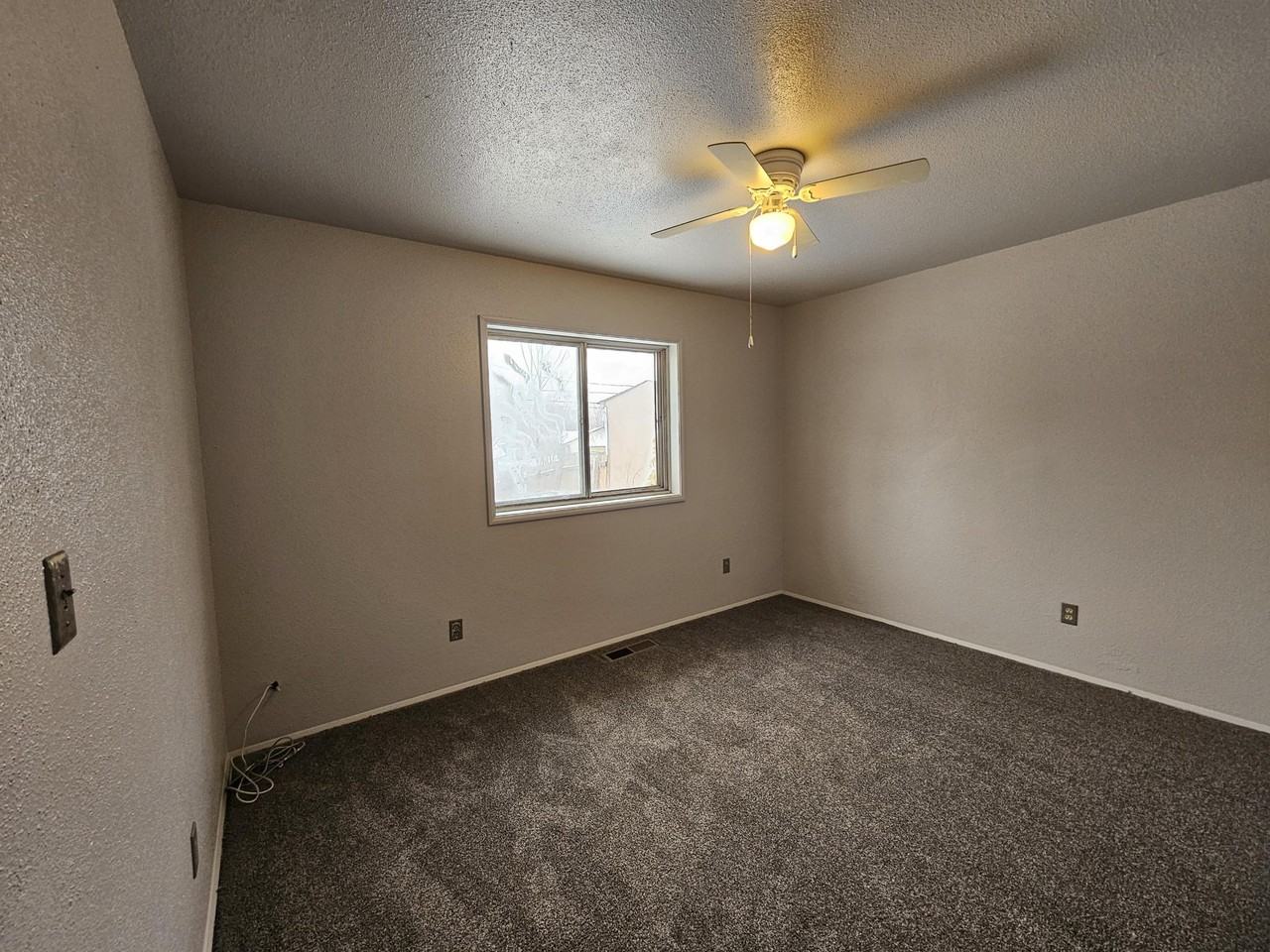 1114 35th Ave - Photo 6 of 12