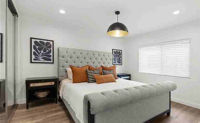 1831 E Appleton St - Photo 2 of 16