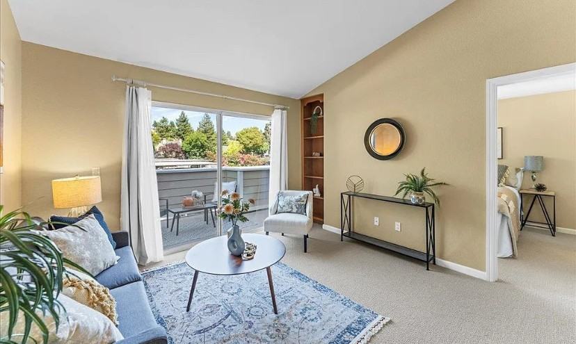 120 Reflections Dr - Photo 3 of 19