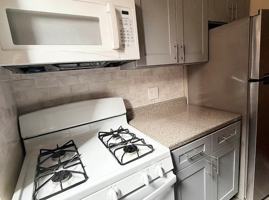 featured image of 11840 Metropolitan Ave