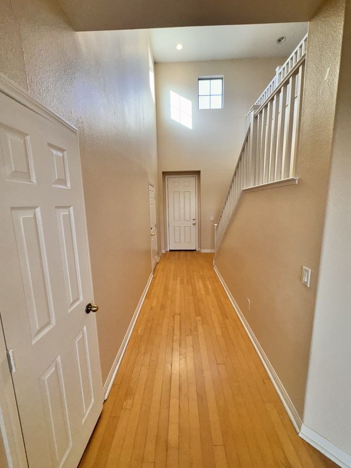 7541 Port Orchard Ave - Photo 5 of 50