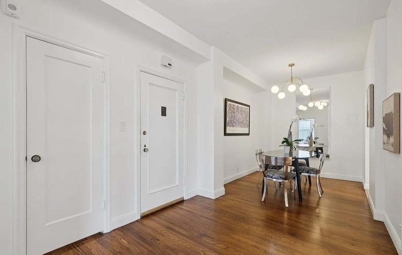 1990 Green St #207 - Photo 7 of 23