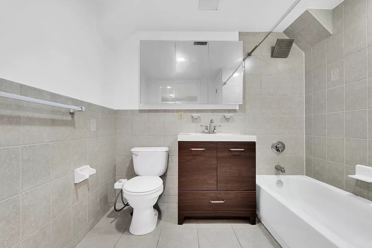 1919 24th Ave #L218 - Photo 6 of 6