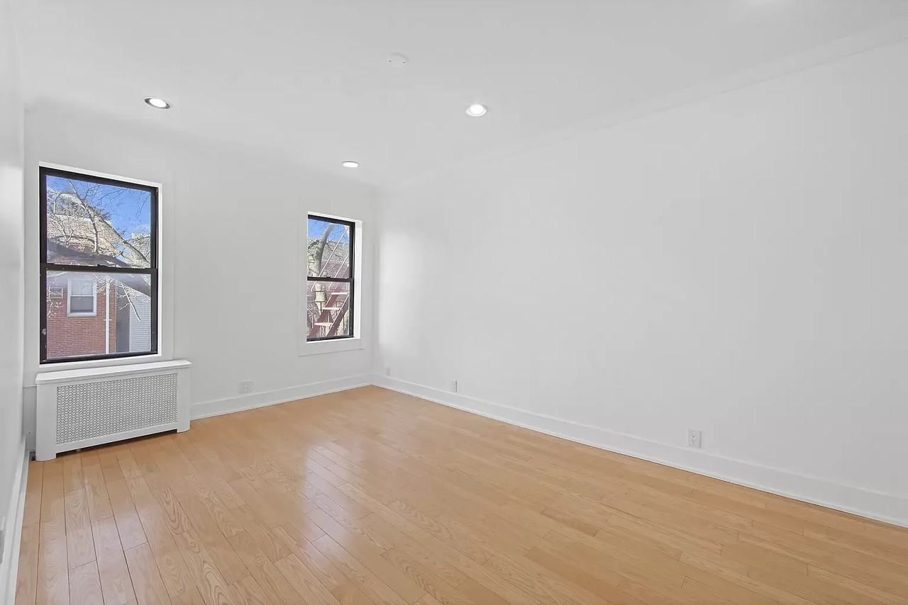 4414 Newtown Rd #2N - Photo 5 of 8