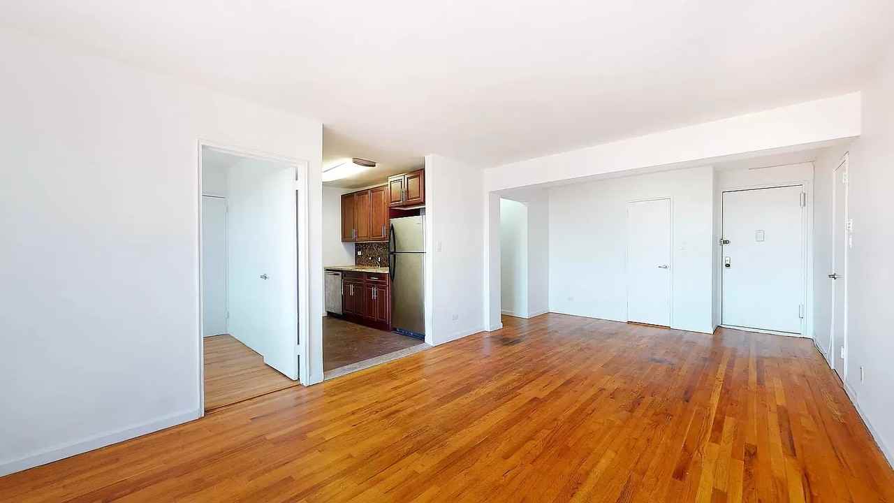2640 Marion Ave #5D - Photo 2 of 6