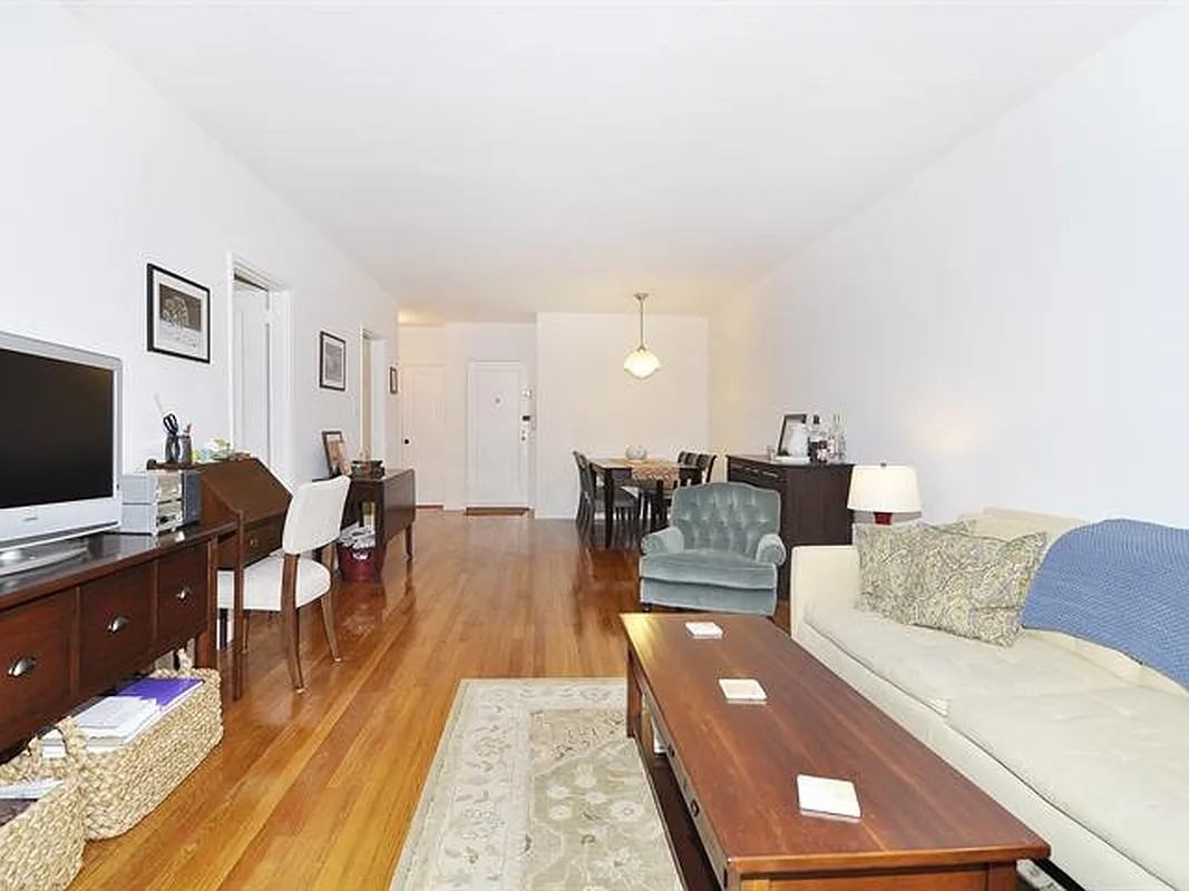 3635 Johnson Ave - Photo 3 of 9